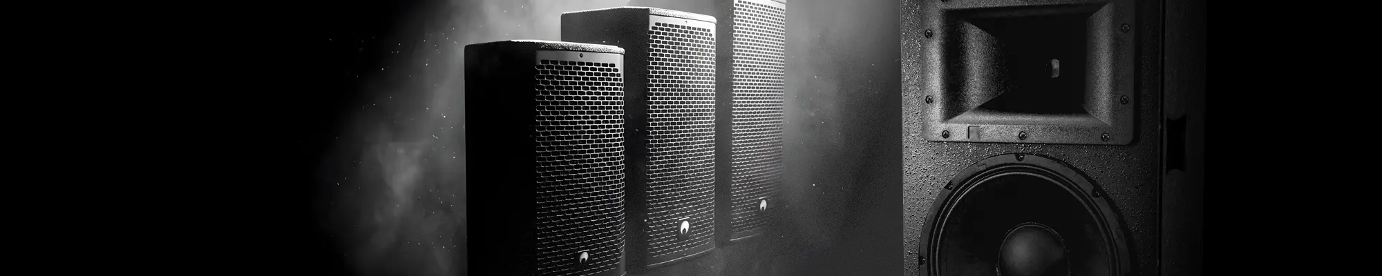 Hände greifen ineinander